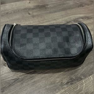 Authentic Louis Vuitton Men’s toiletry pouch